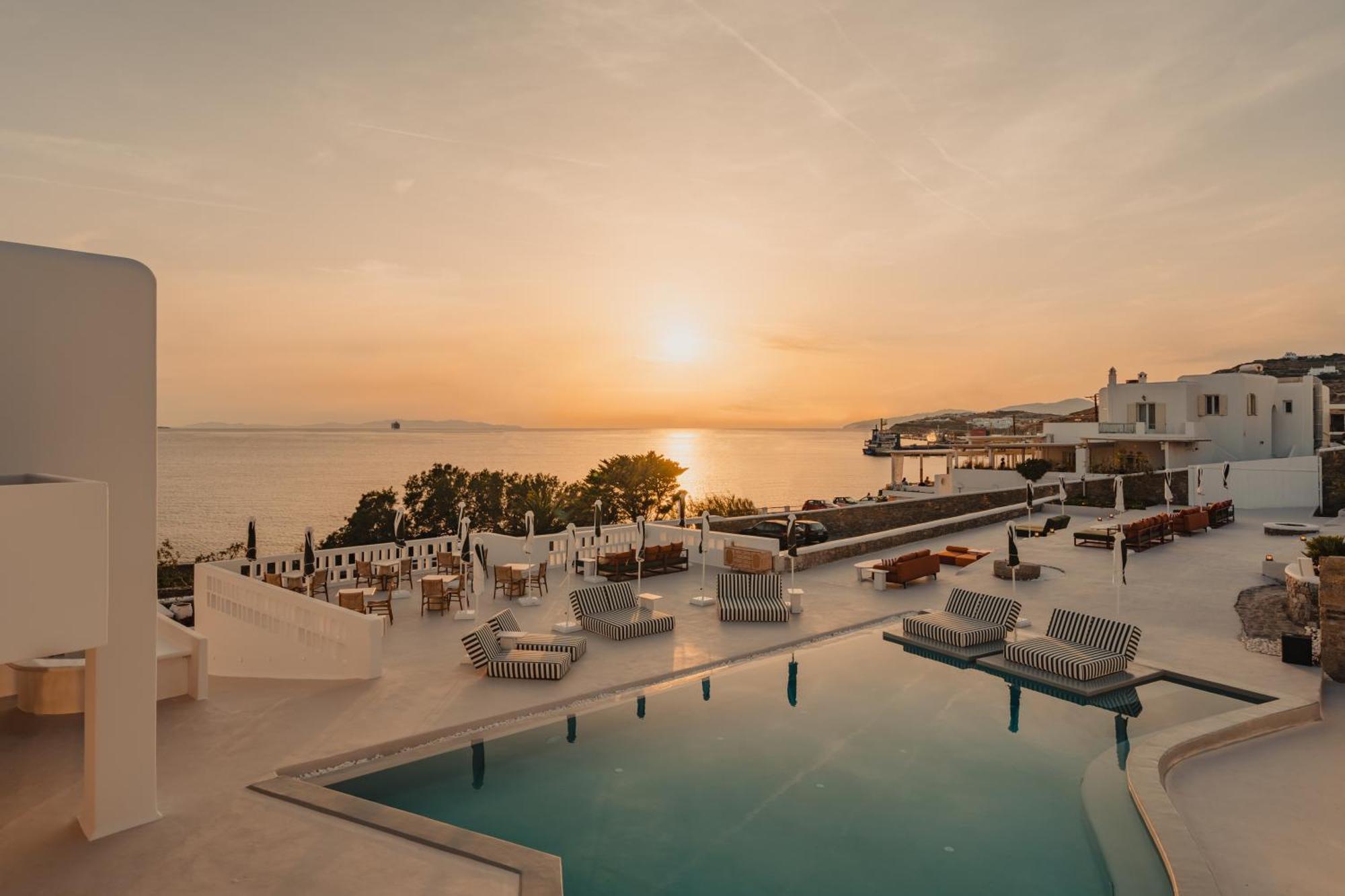 ホテル Croco Mykonos トゥルロス エクステリア 写真
